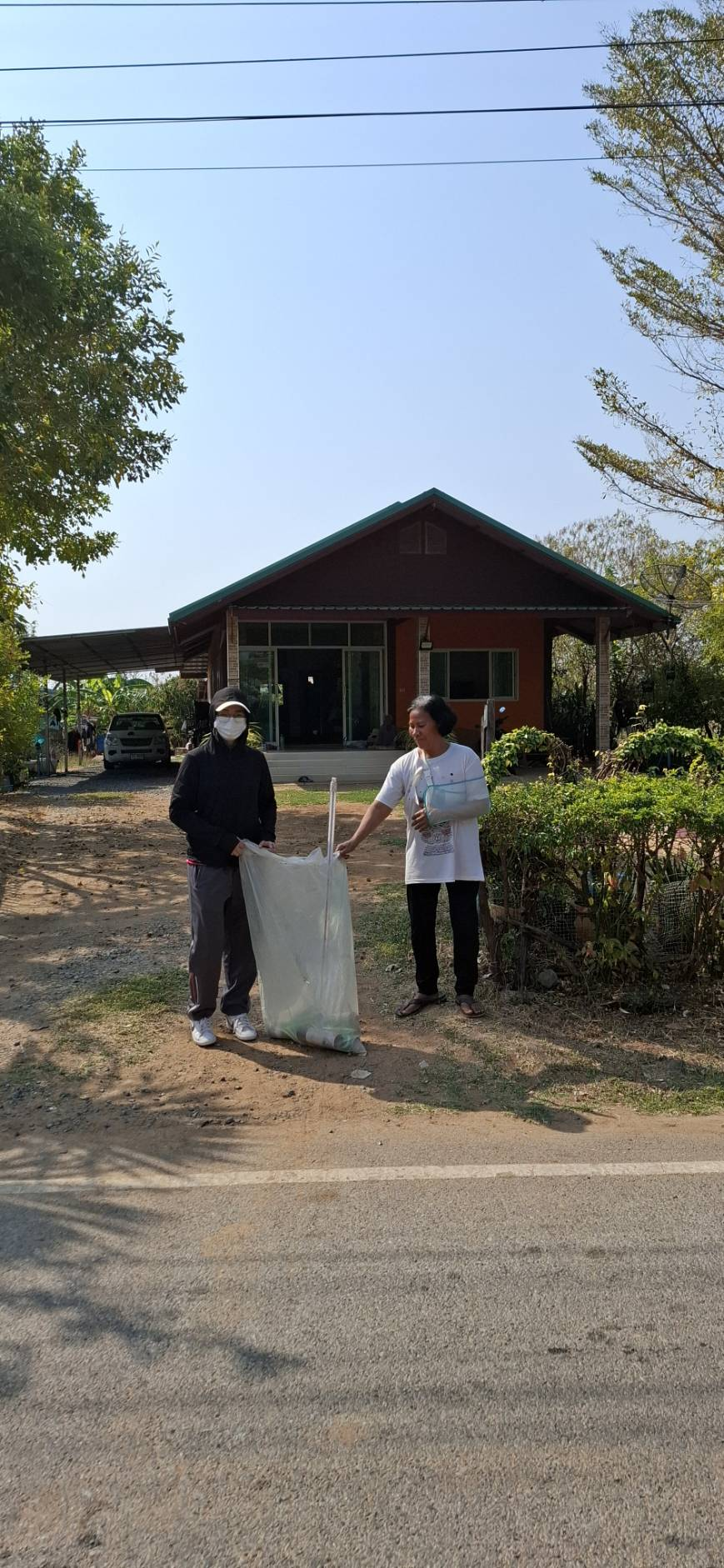 การจัดการขยะอันตรายชุมชน