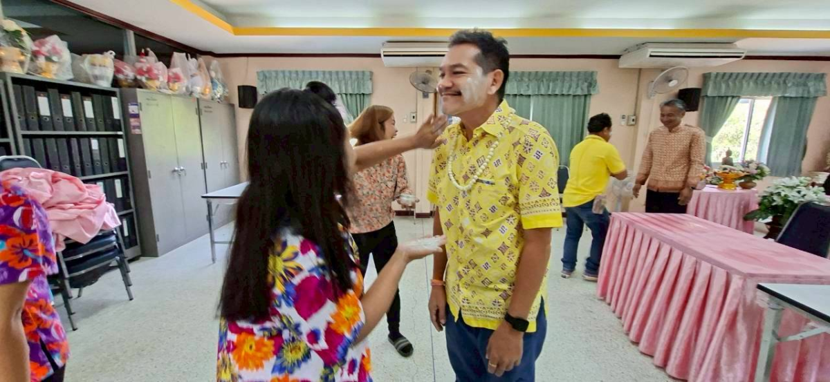 องค์การบริหารส่วนตำบลเมืองนาท  ร่วมจัดกิจกรรมประเพณีวันสงกรานต์  ประจำปีงบประมาณ  2569