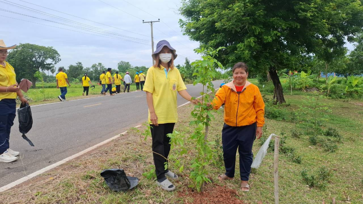 โครงการปรับปรุงภูมิทัศน์และพัฒนาสิ่งแวดล้อมตำบลเมืองนาท  เพื่อเทิดพระเกียรติพระบาทสมเด็จพระเจ้าอยู่หัว (ร.10)